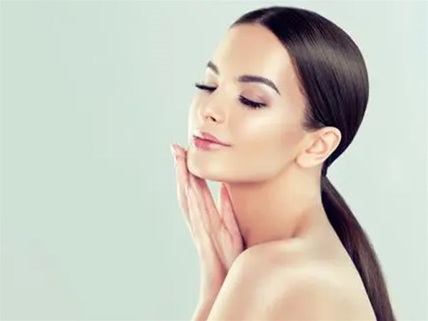 美容师教你控制脸上出油的五大护理步骤